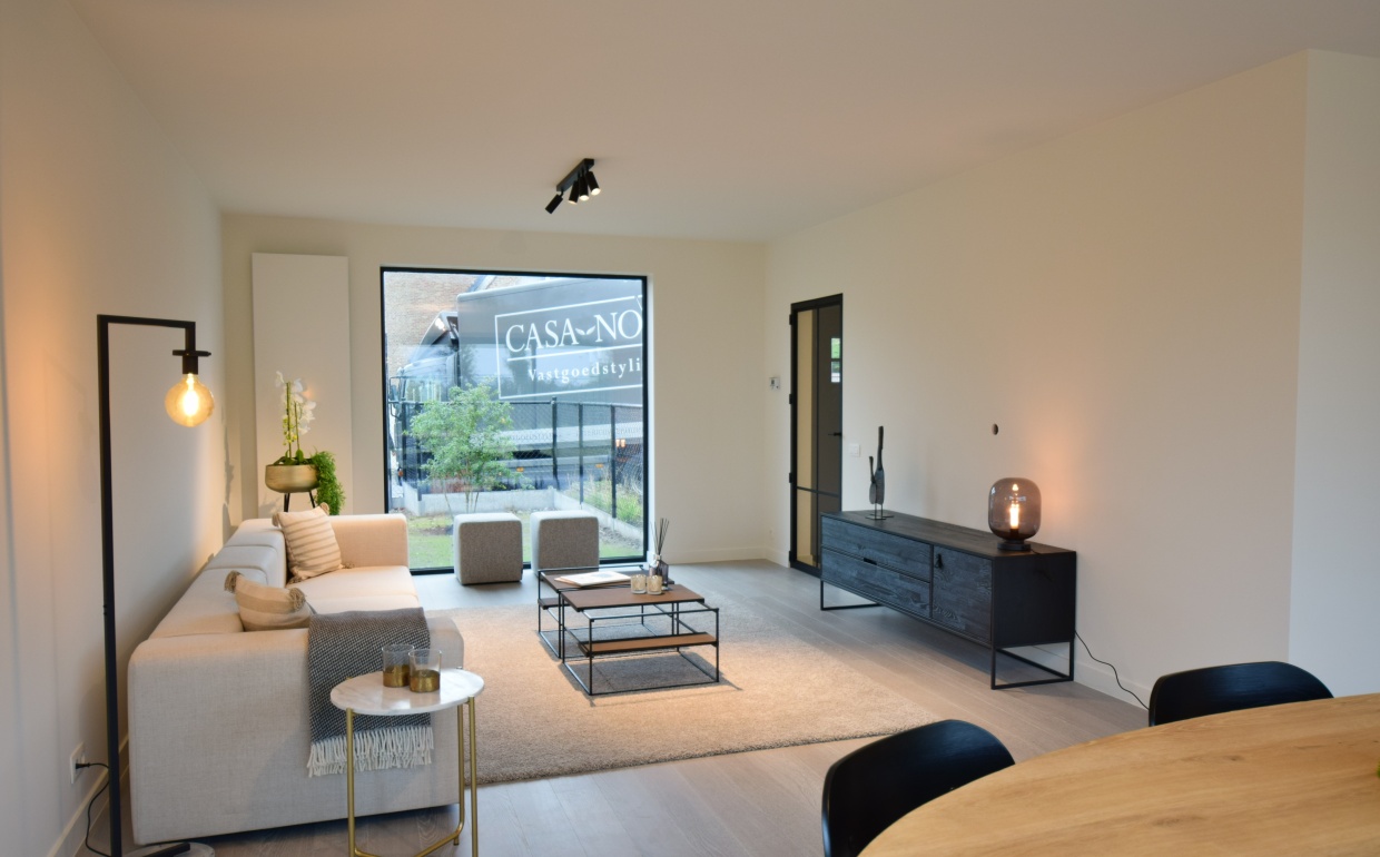 living divani, design verlichting, casa nova vastgoedstyling, woning te koop, mooi wonen, luxueus wonen 